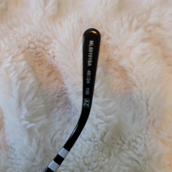 Love Moschino Sunglasses - Picture 4 of 4